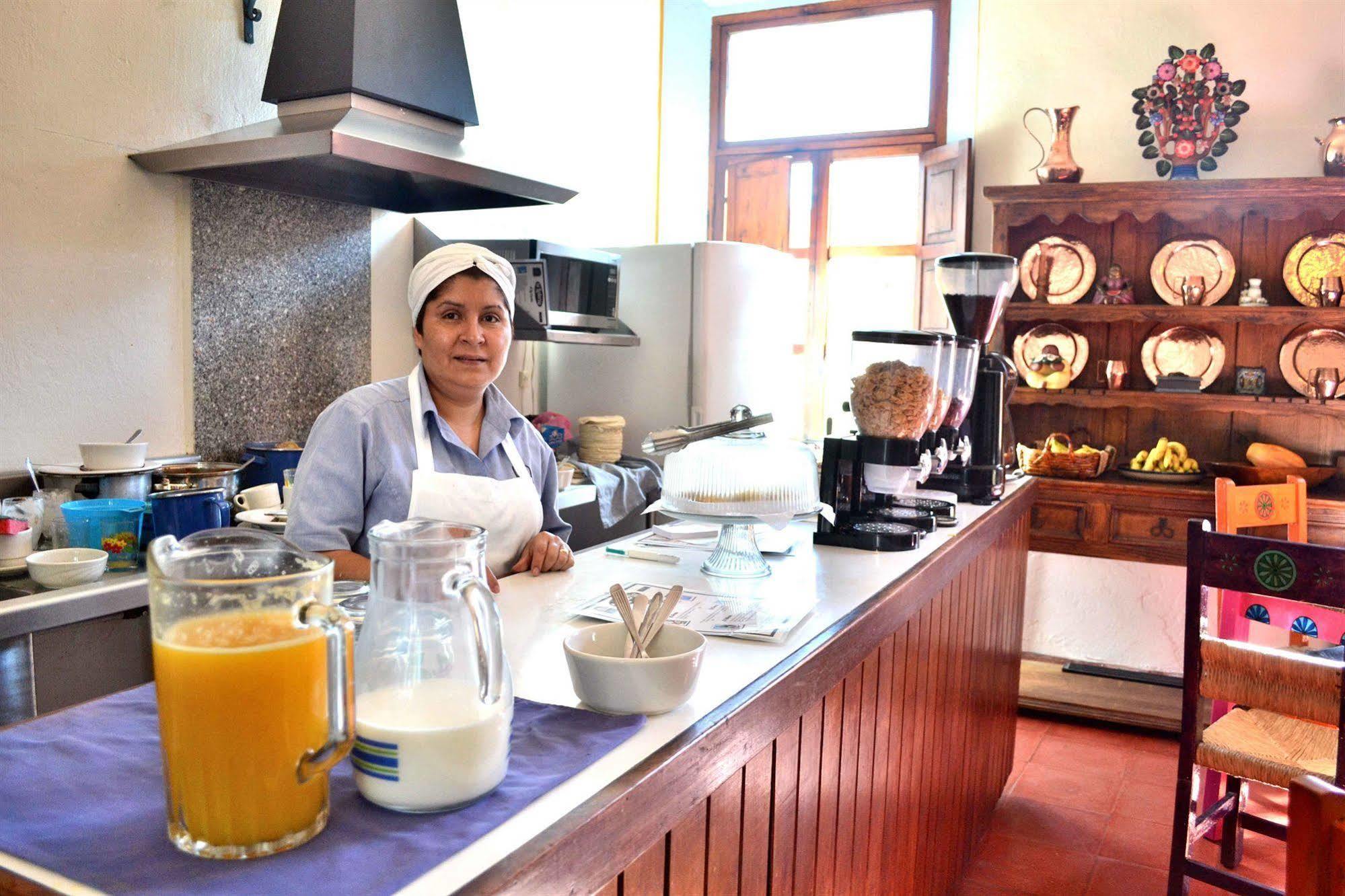 فندق بوزادا ديل كافيتو خالابا المظهر الخارجي الصورة